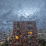 Les fortes chaleurs de la journée de mercredi pourraient engendrer de violents orages le long du versant nord des Alpes, prévient MétéoSuisse (Photo d'illustration). KEYSTONE/MARTIAL TREZZINI